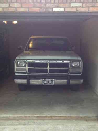 1992 Dodge Other Pickups D350