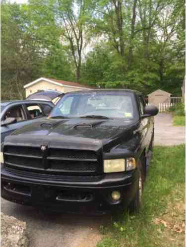 Dodge Ram 1500 1500 quad cab sport (2000)