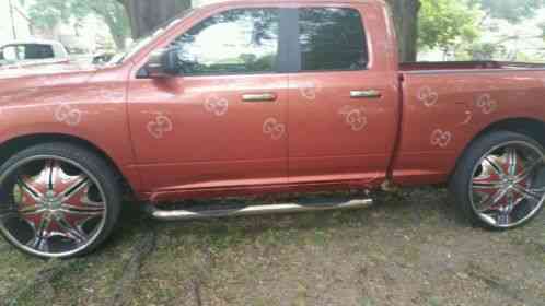 Dodge Ram 1500 4 DOOR CREW CAB (2011)