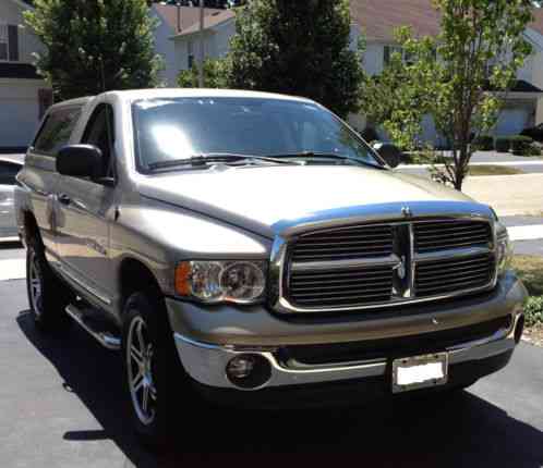 Dodge Ram 1500 Laramie (2005)