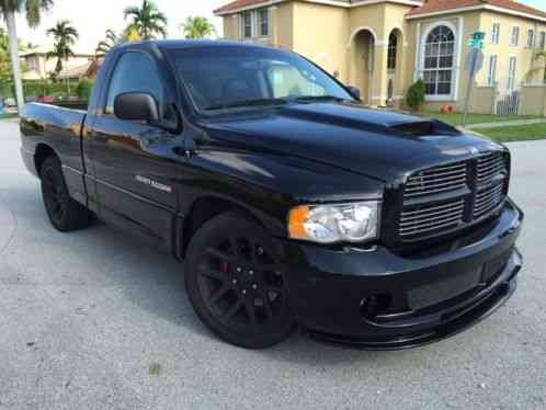 Dodge Ram 1500 SRT10 (2004)