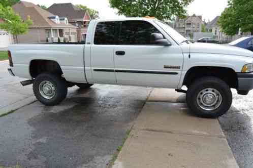 Dodge Ram 2500 (2001)