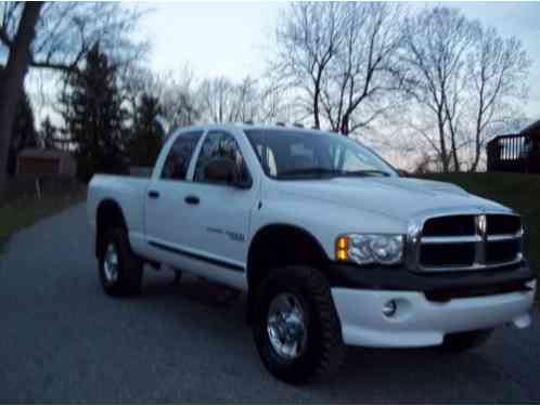 Dodge Ram 2500 POWER WAGON (2005)