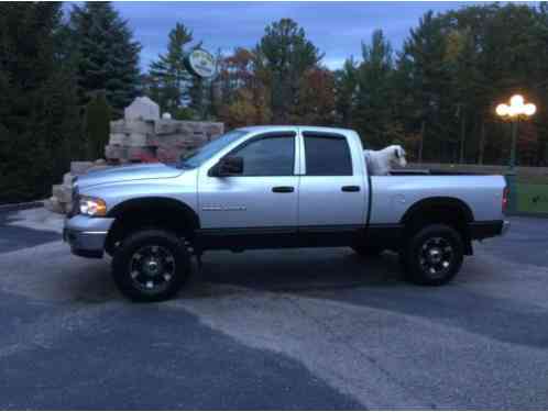 Dodge Ram 2500 (2004)