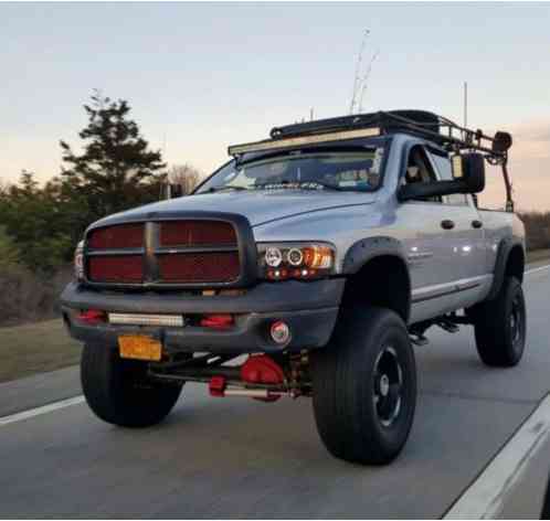 Dodge Ram 2500 (2005)