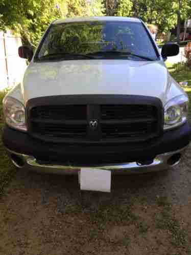 Dodge Ram 2500 ST/SLT (2008)