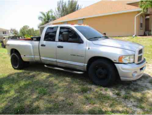 Dodge Ram 3500 (2005)