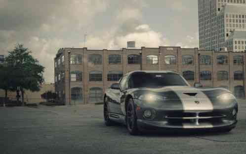 Dodge Viper GTS (2002)