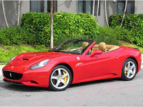 Ferrari California 2dr Convertible (2014)