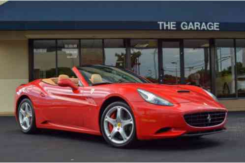 Ferrari California 2dr Convertible (2013)