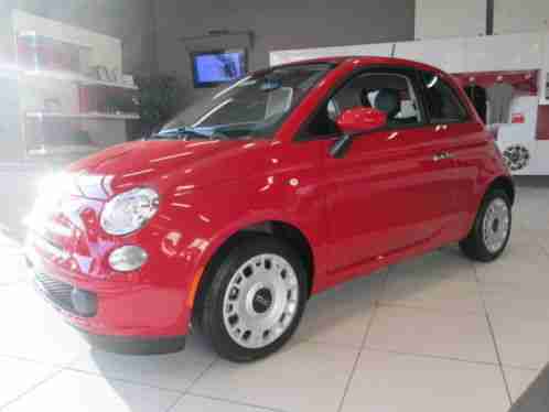 Fiat 500 Pop Hatchback (2015)