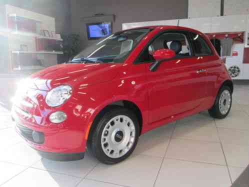 Fiat 500 Pop Hatchback (2015)