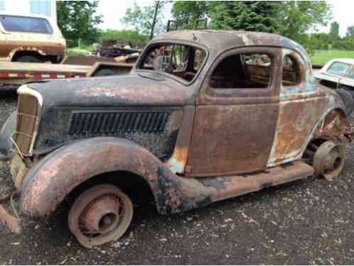 Ford 5 window coupe (1935)