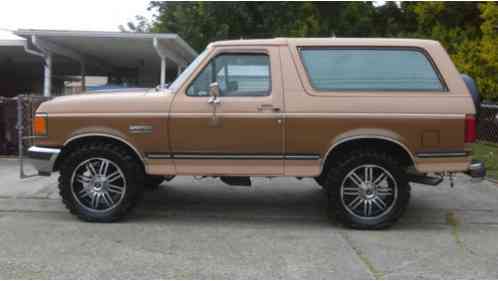 Ford Bronco XLT (1987)