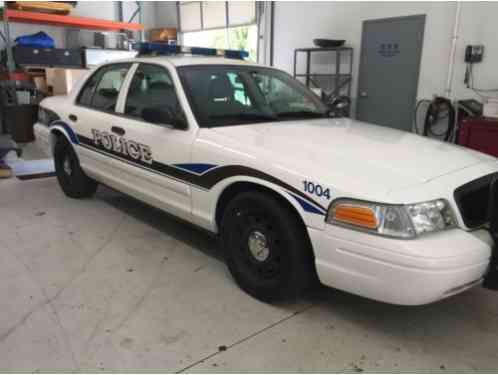 Ford Crown Victoria (2010)
