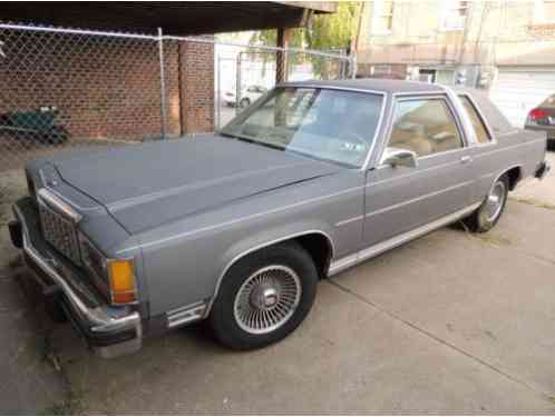 1985 Ford Crown Victoria