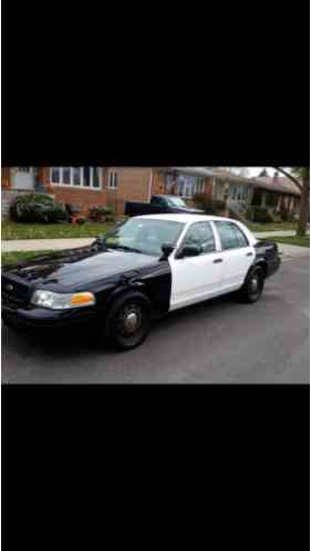 Ford Crown Victoria POLICE (2011)