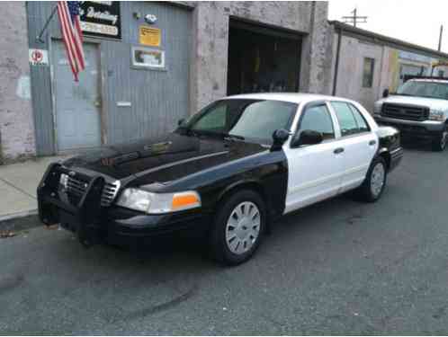 Ford Crown Victoria (2009)
