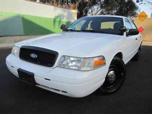 Ford Crown Victoria (2011)