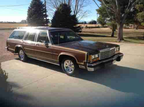 Ford Crown Victoria- show original (1985)