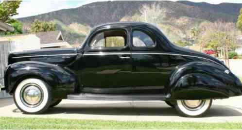 1940 Ford Deluxe