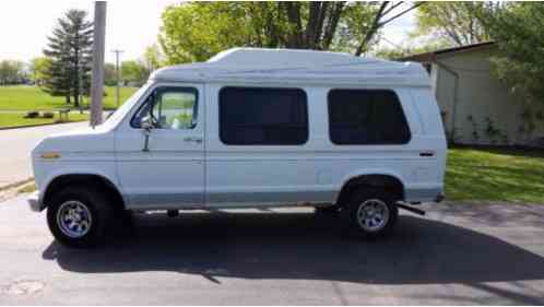 1991 Ford E-Series Van