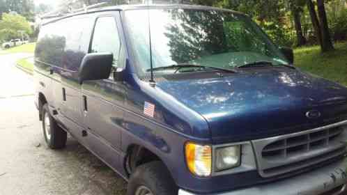 Ford E-Series Van (2000)