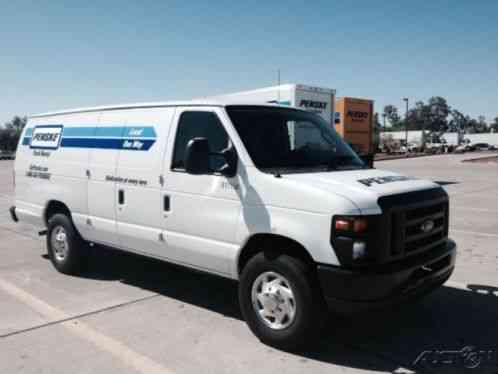 Ford E-Series Van (2011)