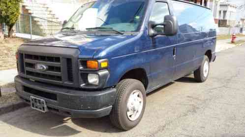 Ford E-Series Van (2008)