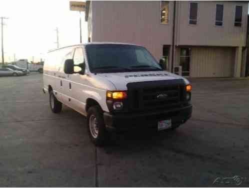 2011 Ford E-Series Van