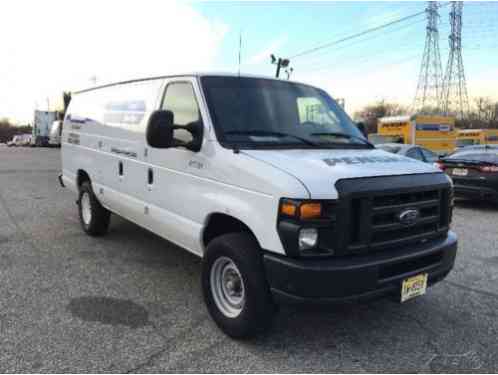 Ford E-Series Van (2011)