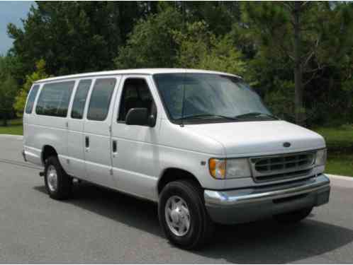 2001 Ford E-Series Van XLT 15 PASSENGER