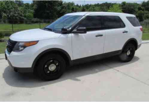 Ford Explorer Utility (2013)