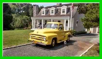 1953 Ford F-100