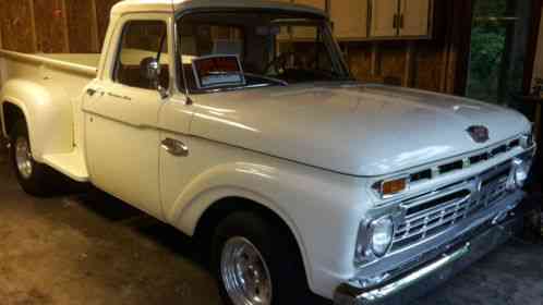 Ford F-100 Custom Cab (1966)