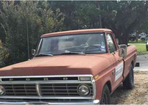 1975 Ford F-250