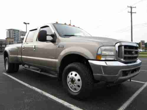 Ford F-350 FX4 CREW CAB DUALLY (2004)