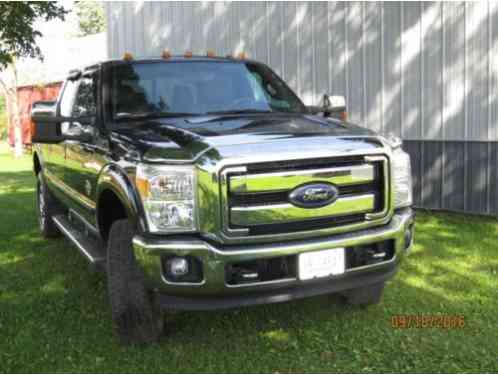 Ford F-350 LARIAT (2014)