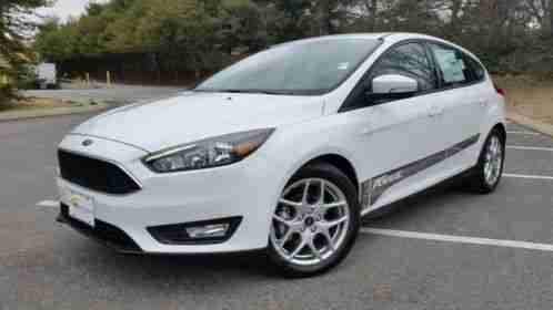 Ford Focus SE (2015)