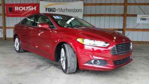 Ford Fusion SE Hybrid (2013)