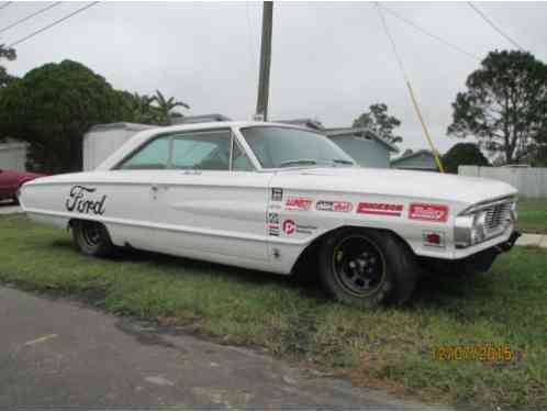 Ford Galaxie (1964)