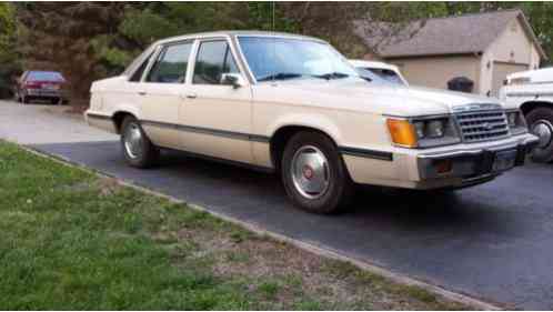 Ford LTD Midsize (1985)