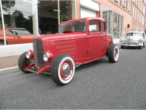 1932 Ford Model 18