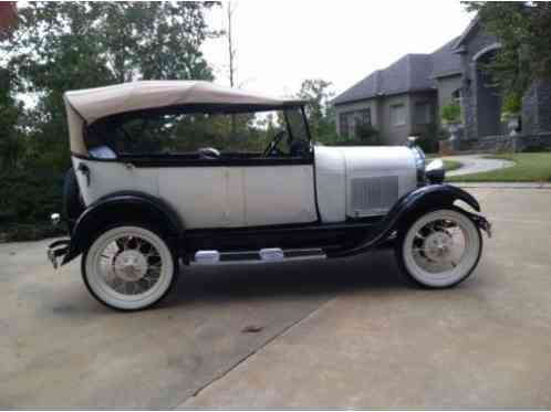 Ford Model A Phaeton (1928)