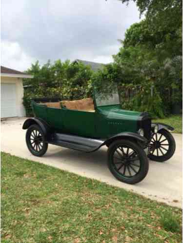 Ford Model T PHAETON (1924)