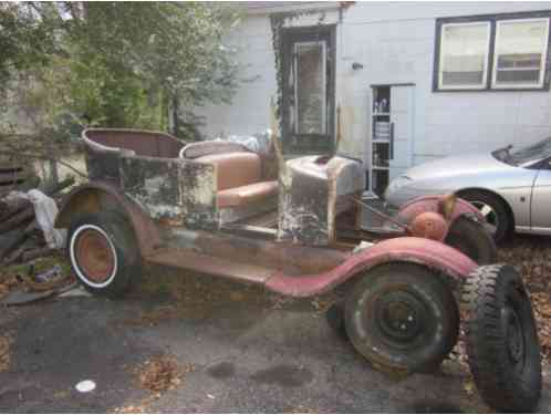 Ford Model T touring (1927)