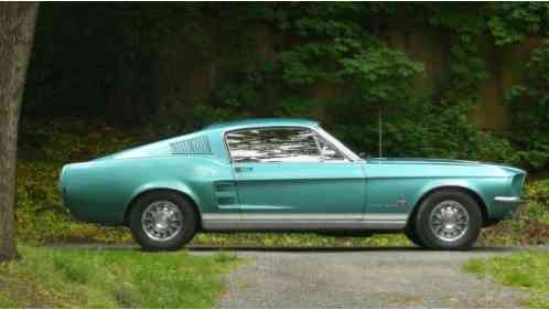 1967 Ford Mustang 2-Door Fastback 2+2 with Sport Deck Rear Seat