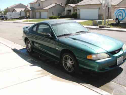 Ford Mustang (1996)
