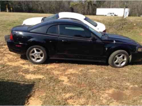 2003 Ford Mustang Base