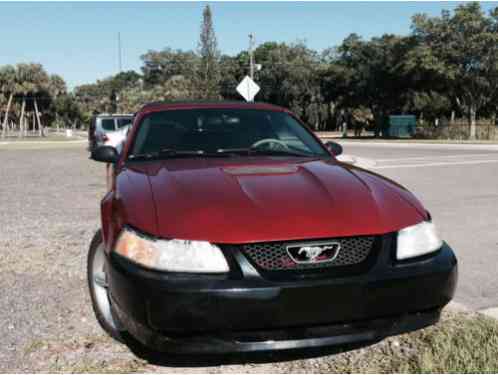 2000 Ford Mustang